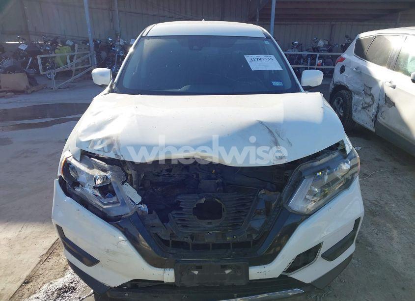 Photo 12 of 2020 Nissan Rogue S FWD (VIN JN8AT2MTXLW005594)
