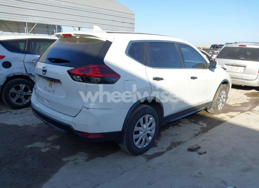 Photo 4 of 2020 Nissan Rogue S FWD (VIN JN8AT2MTXLW005594)