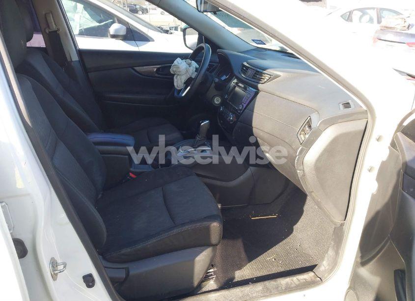 Photo 5 of 2020 Nissan Rogue S FWD (VIN JN8AT2MTXLW005594)