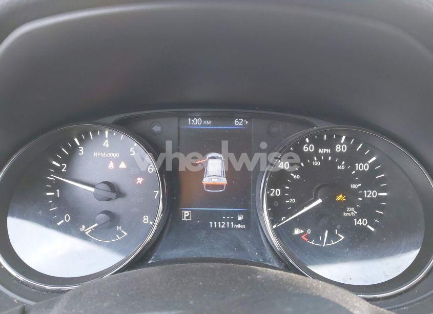 Photo 7 of 2020 Nissan Rogue S FWD (VIN JN8AT2MTXLW005594)