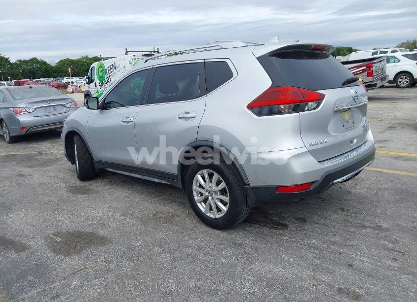 Photo 3 of 2020 Nissan Rogue S FWD (VIN JN8AT2MTXLW006003)
