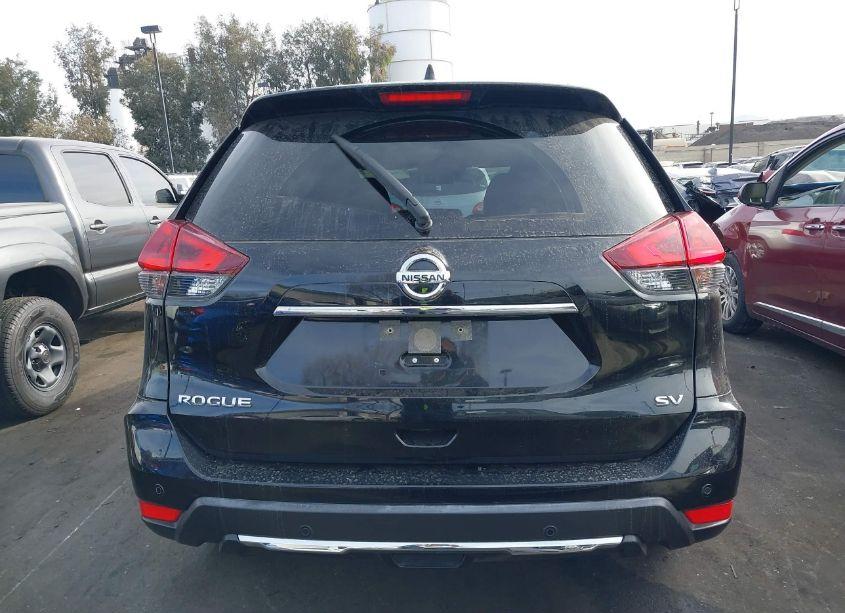 Photo 16 of 2020 Nissan Rogue SV FWD (VIN JN8AT2MTXLW014327)