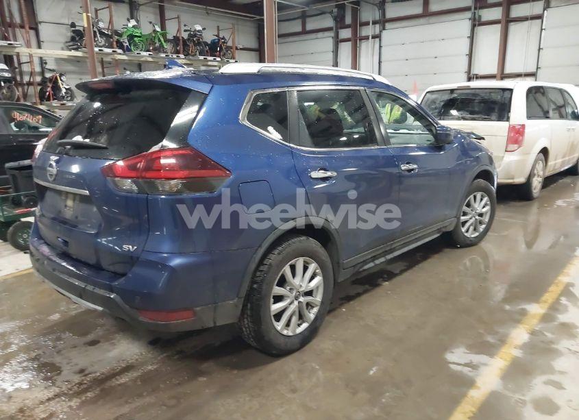 Photo 4 of 2020 Nissan Rogue SV FWD (VIN JN8AT2MTXLW038868)