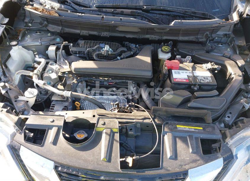 Photo 10 of 2020 Nissan Rogue SV FWD (VIN JN8AT2MTXLW039566)
