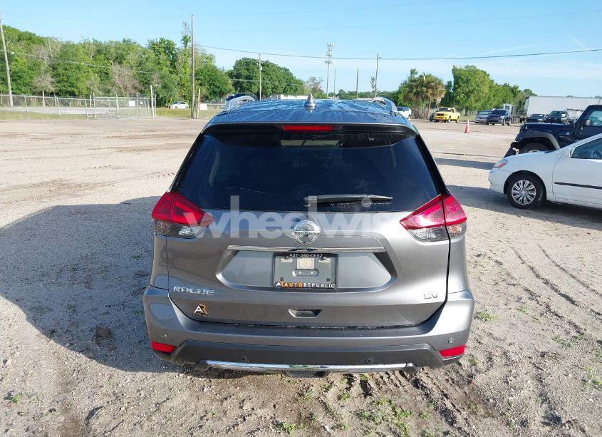 Photo 16 of 2020 Nissan Rogue SV FWD (VIN JN8AT2MTXLW039566)