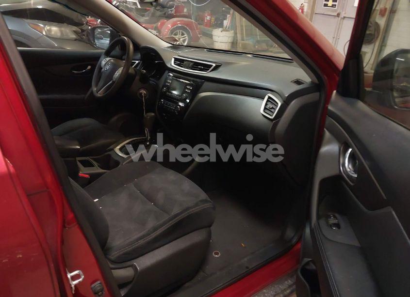 Photo 5 of 2016 Nissan Rogue S (VIN JN8AT2MV0GW137416)