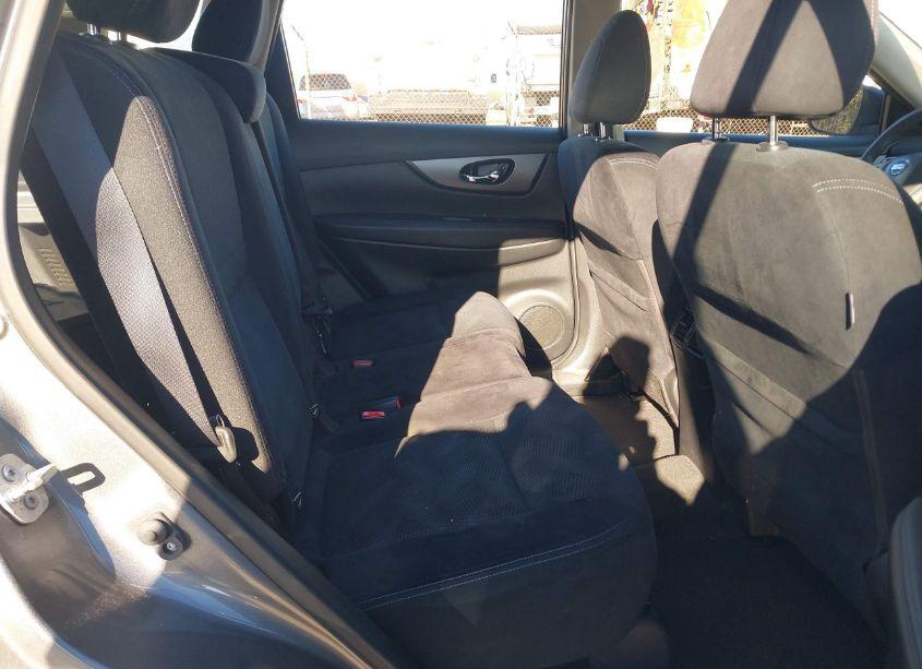 Photo 8 of 2016 Nissan Rogue S (VIN JN8AT2MV0GW141577)