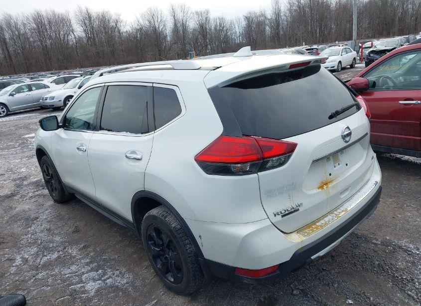 Photo 3 of 2017 Nissan Rogue S (VIN JN8AT2MV0HW000462)