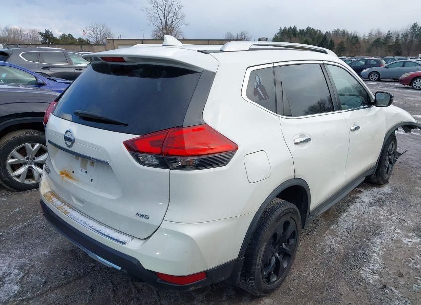 Photo 4 of 2017 Nissan Rogue S (VIN JN8AT2MV0HW000462)