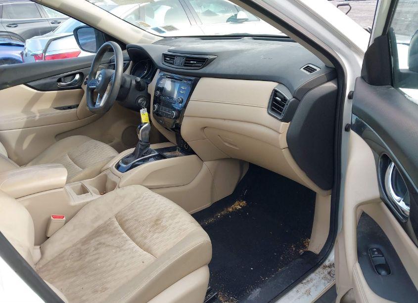 Photo 5 of 2017 Nissan Rogue S (VIN JN8AT2MV0HW000462)