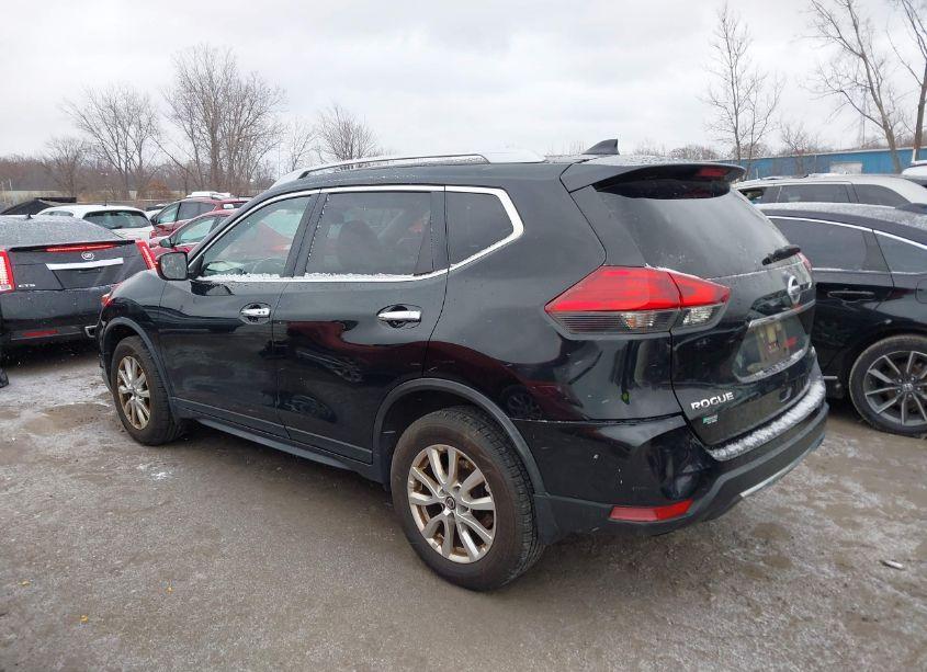 Photo 3 of 2017 Nissan Rogue SV (VIN JN8AT2MV0HW004298)