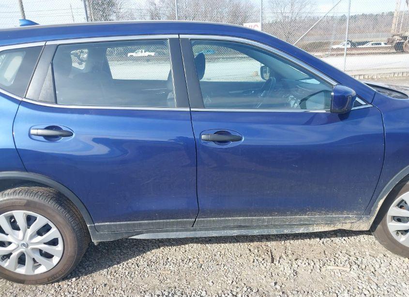 Photo 13 of 2017 Nissan Rogue S (VIN JN8AT2MV0HW005242)