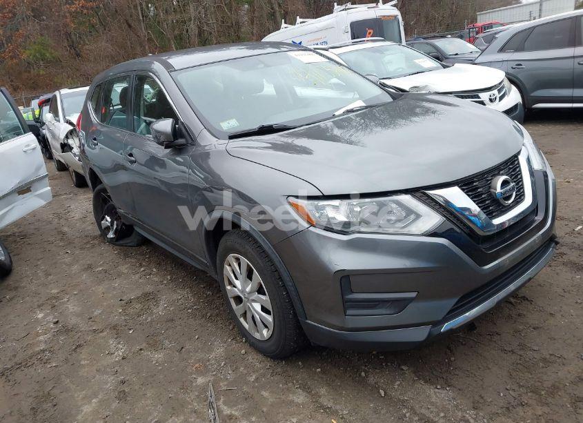 2017 Nissan Rogue S (VIN JN8AT2MV0HW007847) main photo