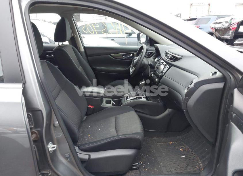 Photo 5 of 2017 Nissan Rogue S (VIN JN8AT2MV0HW007847)