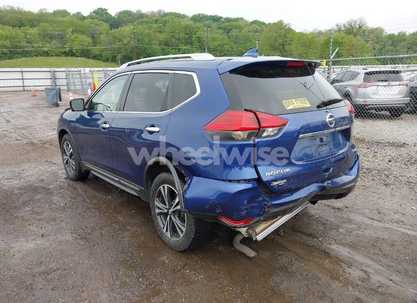 Photo 3 of 2017 Nissan Rogue SL (VIN JN8AT2MV0HW013566)