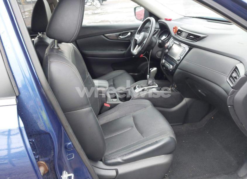 Photo 5 of 2017 Nissan Rogue SL (VIN JN8AT2MV0HW013566)