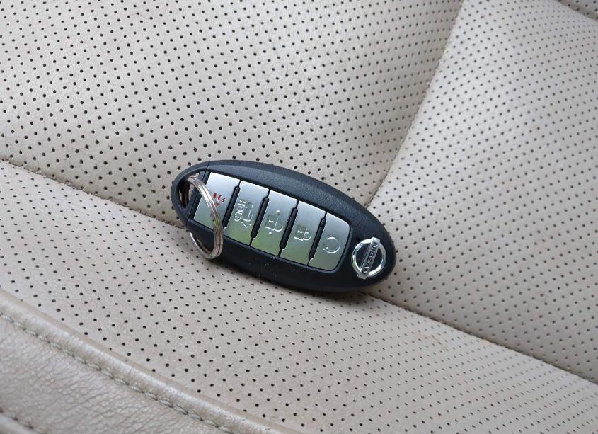 Photo 11 of 2017 Nissan Rogue SL (VIN JN8AT2MV0HW251000)