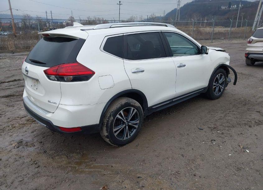 Photo 4 of 2017 Nissan Rogue SL (VIN JN8AT2MV0HW251000)