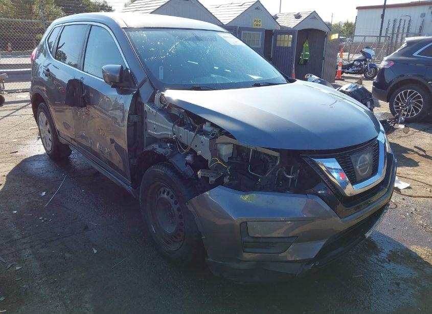 Photo 6 of 2017 Nissan Rogue S (VIN JN8AT2MV0HW253944)