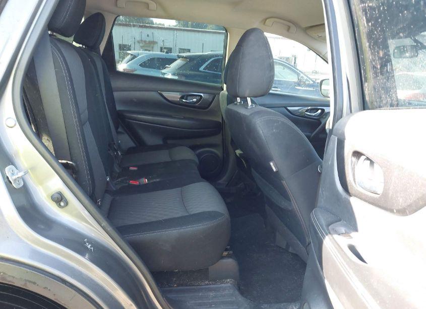 Photo 8 of 2017 Nissan Rogue S (VIN JN8AT2MV0HW253944)