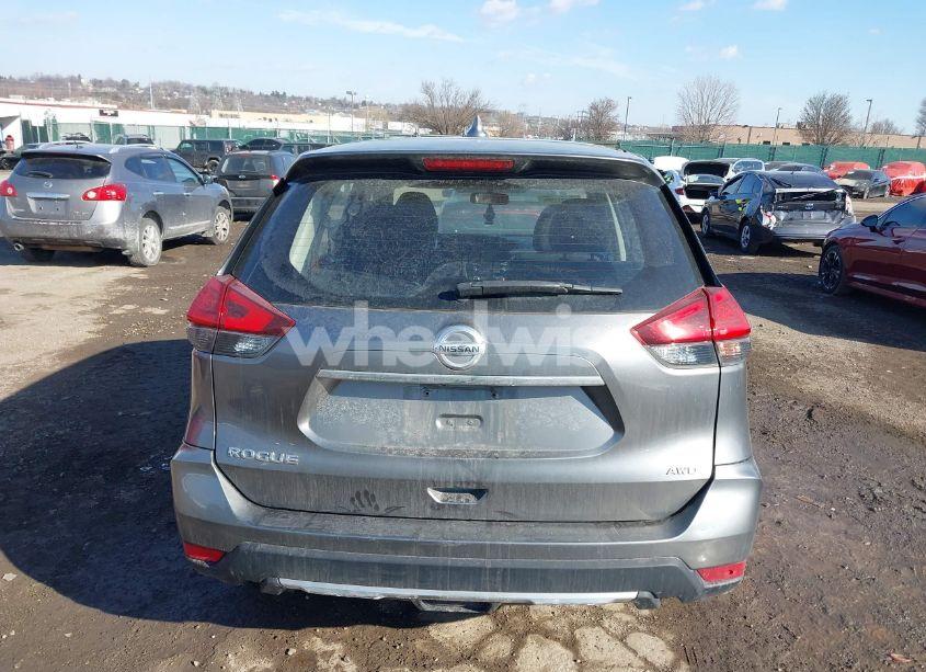 Photo 16 of 2017 Nissan Rogue S (VIN JN8AT2MV0HW262689)