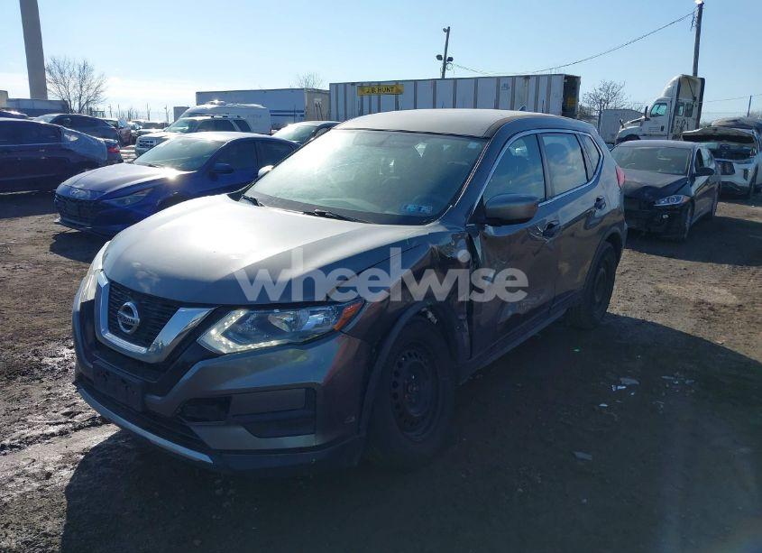 Photo 2 of 2017 Nissan Rogue S (VIN JN8AT2MV0HW262689)