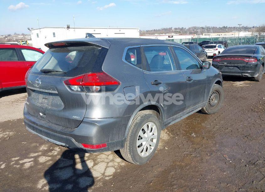 Photo 4 of 2017 Nissan Rogue S (VIN JN8AT2MV0HW262689)