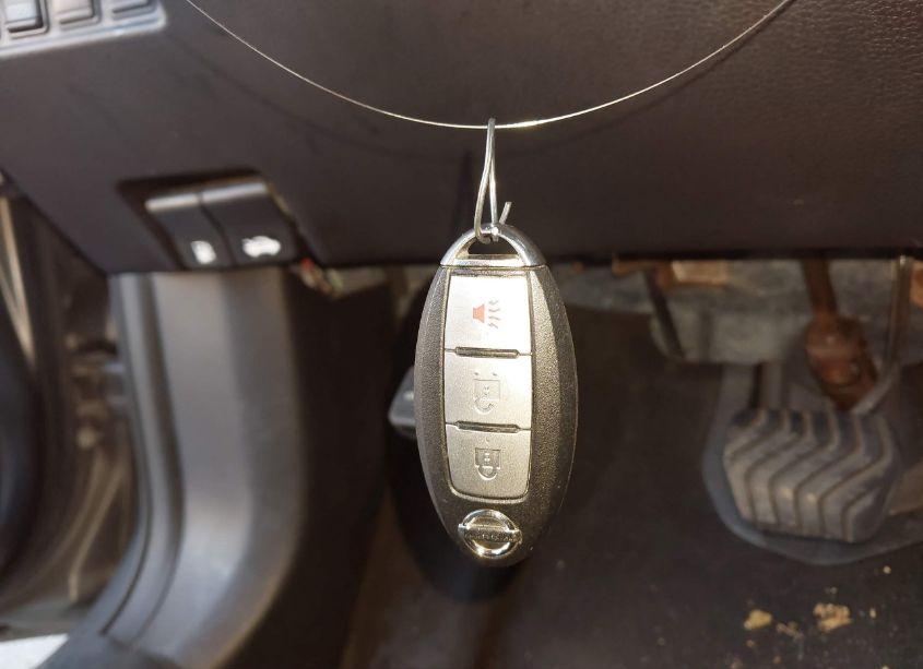 Photo 11 of 2017 Nissan Rogue SV (VIN JN8AT2MV0HW272980)