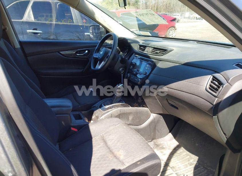 Photo 5 of 2017 Nissan Rogue S (VIN JN8AT2MV0HW279217)