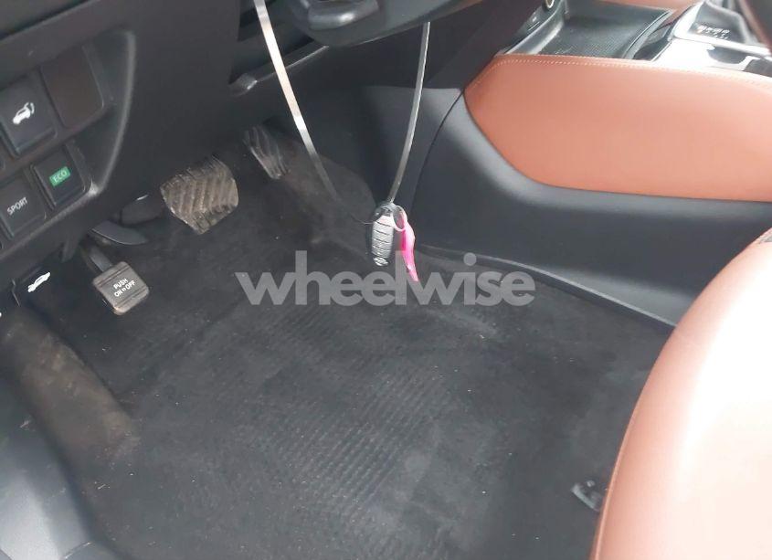 Photo 11 of 2017 Nissan Rogue SL (VIN JN8AT2MV0HW281615)