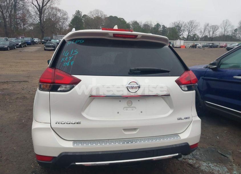 Photo 16 of 2017 Nissan Rogue SL (VIN JN8AT2MV0HW281615)