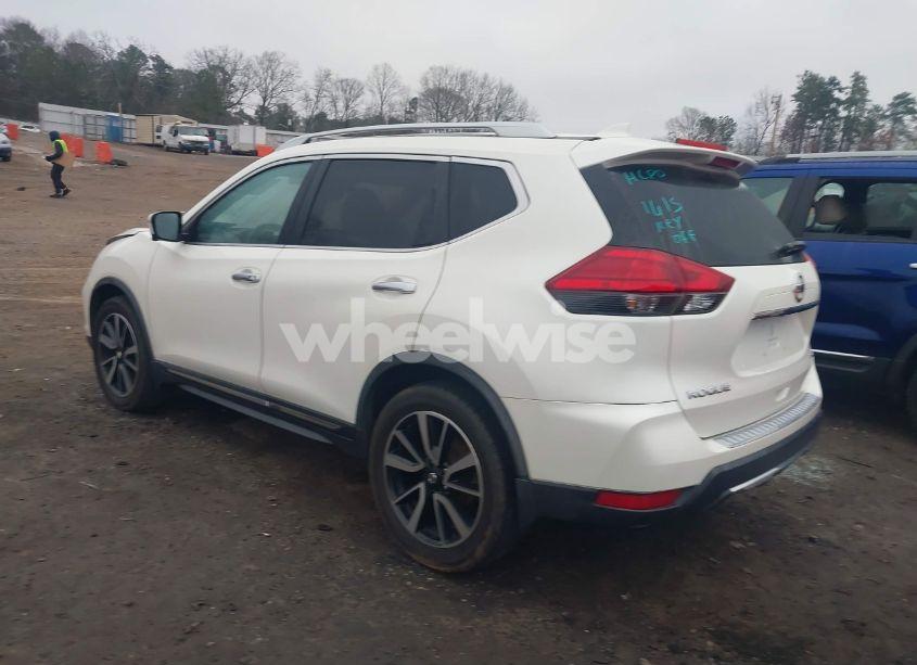 Photo 3 of 2017 Nissan Rogue SL (VIN JN8AT2MV0HW281615)