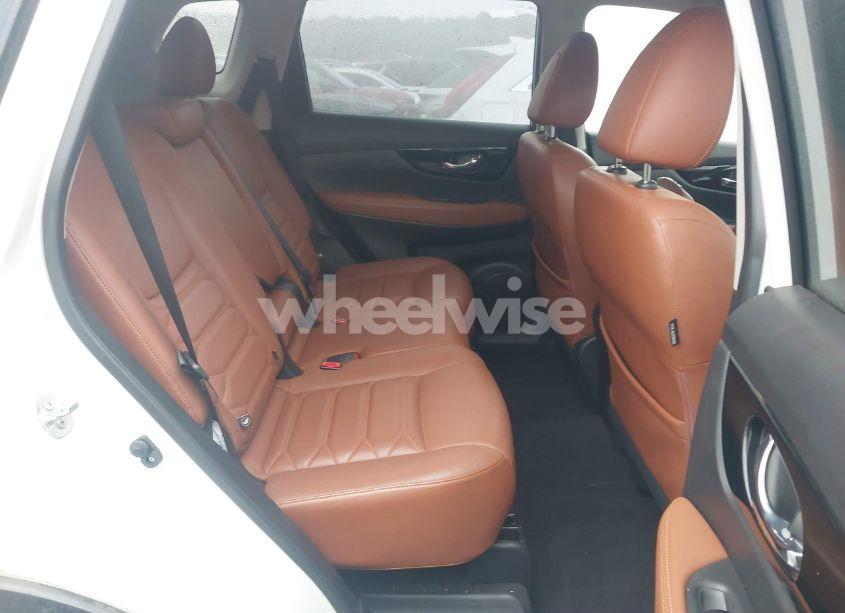 Photo 8 of 2017 Nissan Rogue SL (VIN JN8AT2MV0HW281615)