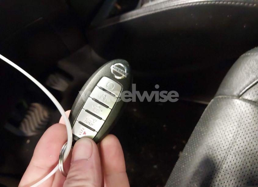 Photo 11 of 2018 Nissan Rogue SL (VIN JN8AT2MV0JW309595)