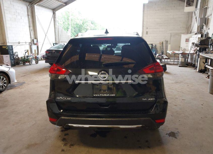 Photo 16 of 2018 Nissan Rogue SL (VIN JN8AT2MV0JW309595)