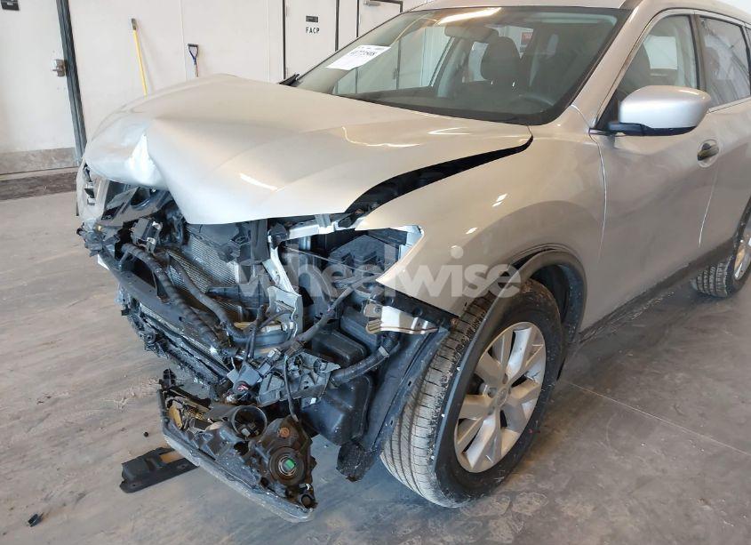 Photo 6 of 2018 Nissan Rogue S (VIN JN8AT2MV0JW312576)