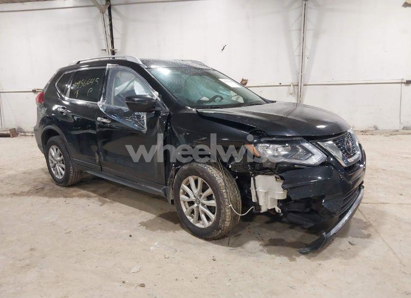 2018 Nissan Rogue SV (VIN JN8AT2MV0JW331029) main photo