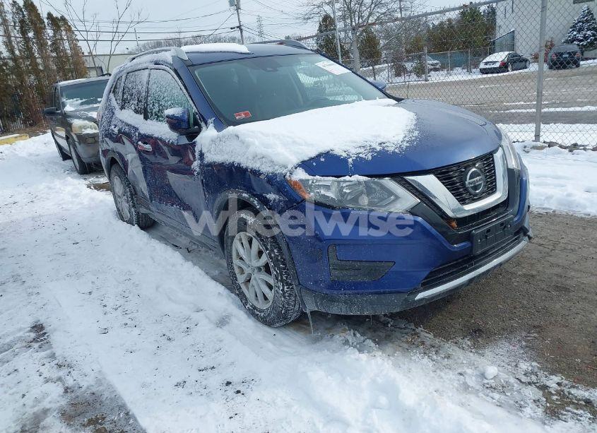 2019 Nissan Rogue SV (VIN JN8AT2MV0KW370897) main photo