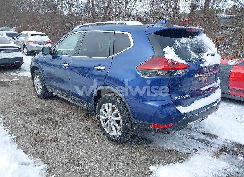 Photo 3 of 2019 Nissan Rogue SV (VIN JN8AT2MV0KW370897)