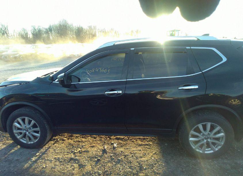 Photo 14 of 2019 Nissan Rogue SV (VIN JN8AT2MV0KW373038)