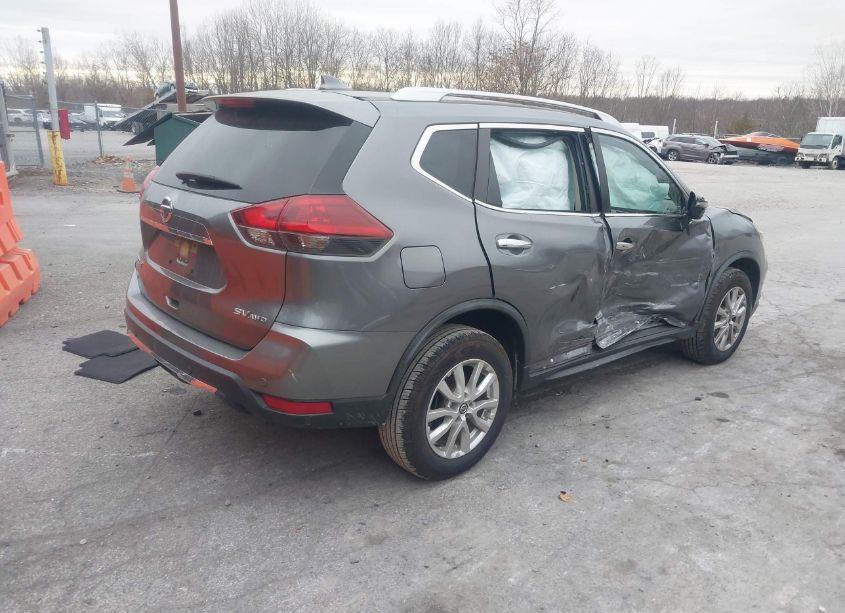 Photo 4 of 2019 Nissan Rogue SV (VIN JN8AT2MV0KW382449)