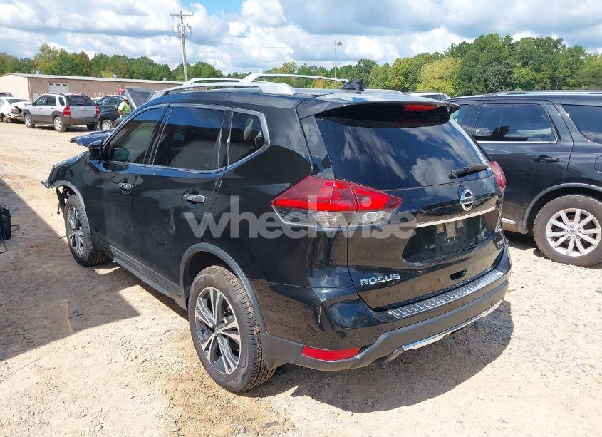 Photo 3 of 2019 Nissan Rogue SV (VIN JN8AT2MV0KW383164)