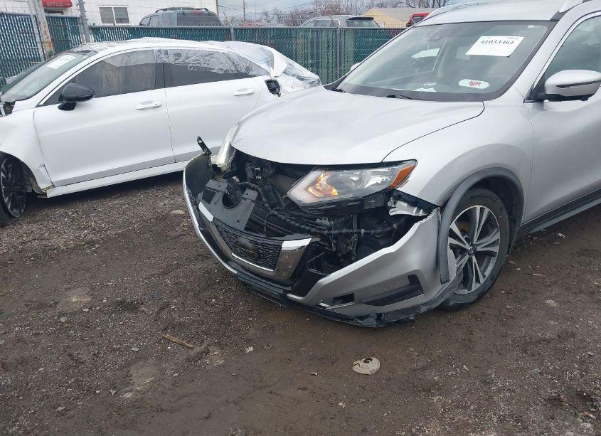 Photo 6 of 2019 Nissan Rogue SV (VIN JN8AT2MV0KW399963)