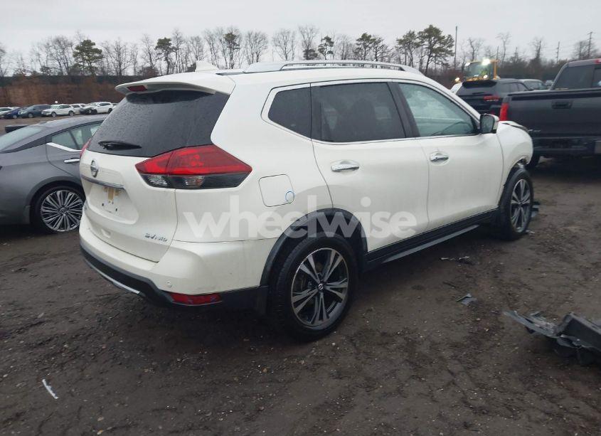 Photo 4 of 2020 Nissan Rogue SV INTELLIGENT AWD (VIN JN8AT2MV0LW111134)