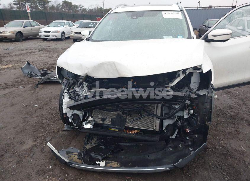 Photo 6 of 2020 Nissan Rogue SV INTELLIGENT AWD (VIN JN8AT2MV0LW111134)