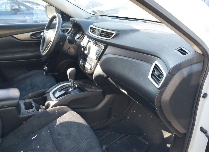 Photo 5 of 2016 Nissan Rogue SV (VIN JN8AT2MV1GW143175)