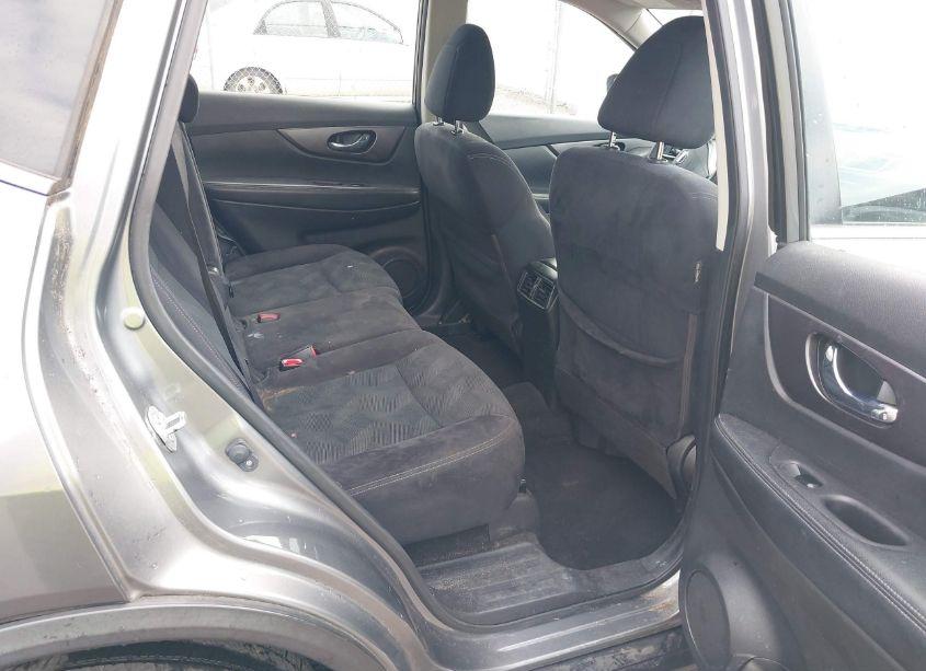 Photo 8 of 2016 Nissan Rogue S (VIN JN8AT2MV1GW153916)