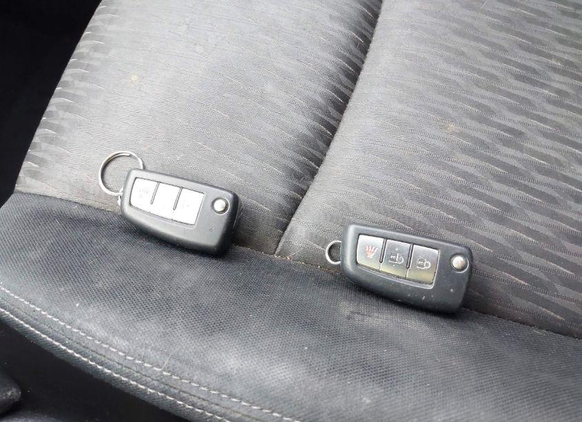 Photo 11 of 2017 Nissan Rogue S (VIN JN8AT2MV1HW011034)