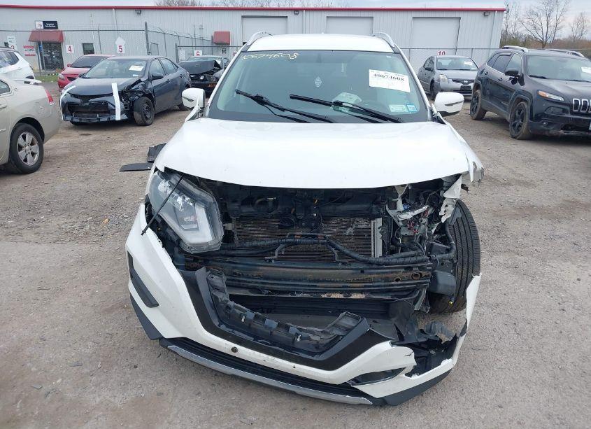 Photo 12 of 2017 Nissan Rogue S (VIN JN8AT2MV1HW011034)