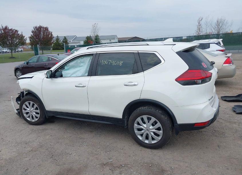 Photo 14 of 2017 Nissan Rogue S (VIN JN8AT2MV1HW011034)